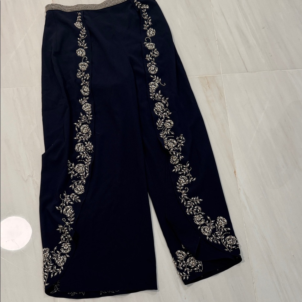 Alice + Olivia Navy pants with Pearl Embellishments